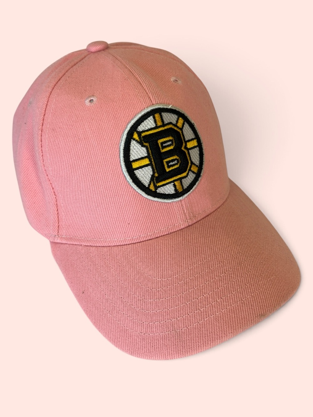Boston Bruins Women’s Pink Adjustable Baseball Cap Embroidered Logo